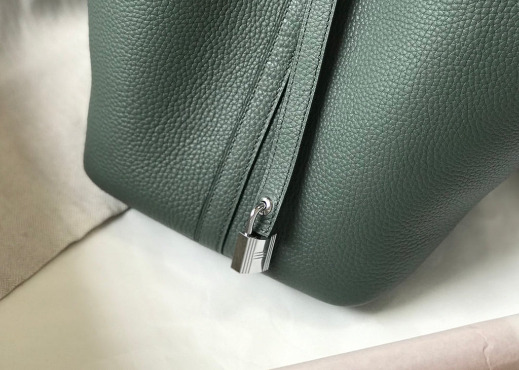 HERMES picotin lock 22 grass green togo shw