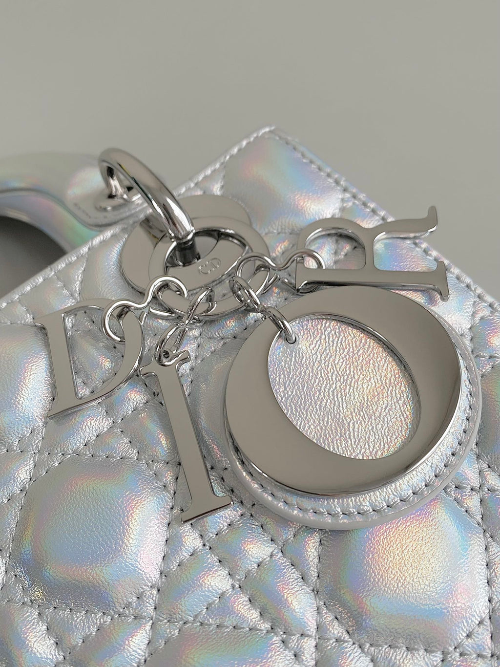 DIOR MEDIUM LADY 20 HANDBAG IN SILVER LAMBSKIN