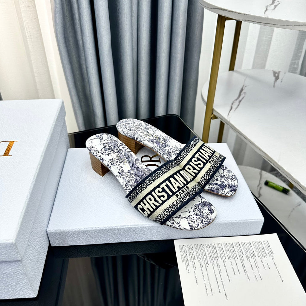 DIOR CD Mule Dway Heeled Slide 45mm Style 64