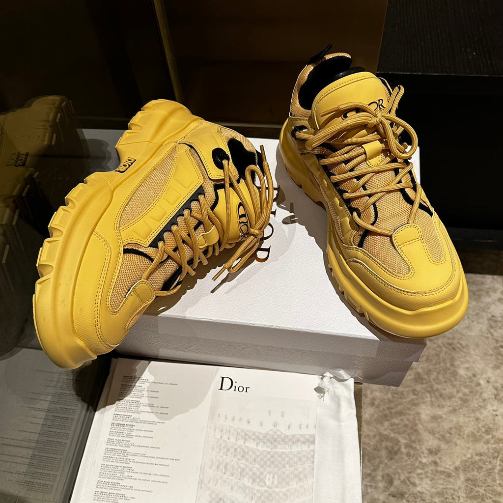 DIOR C'EST SNEAKER IN CLASSIC YELLOW CALFSKIN AND BREATHABLE MESH