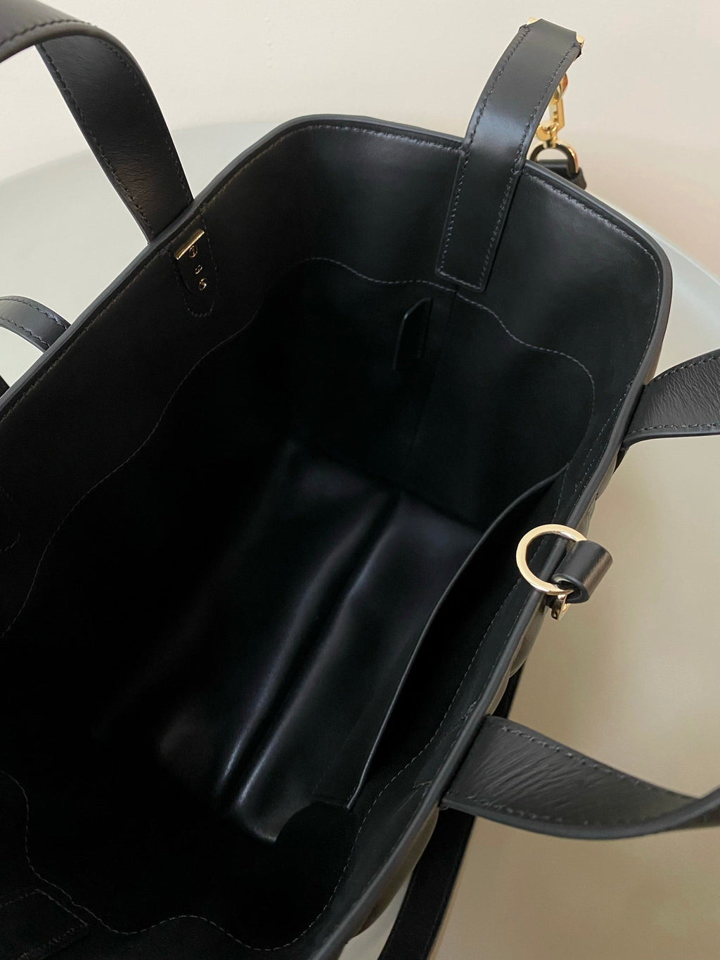 DIOR MEDIUM TOUJOURS BUCKET BAG 22 IN BLACK CANNAGE CALFSKIN
