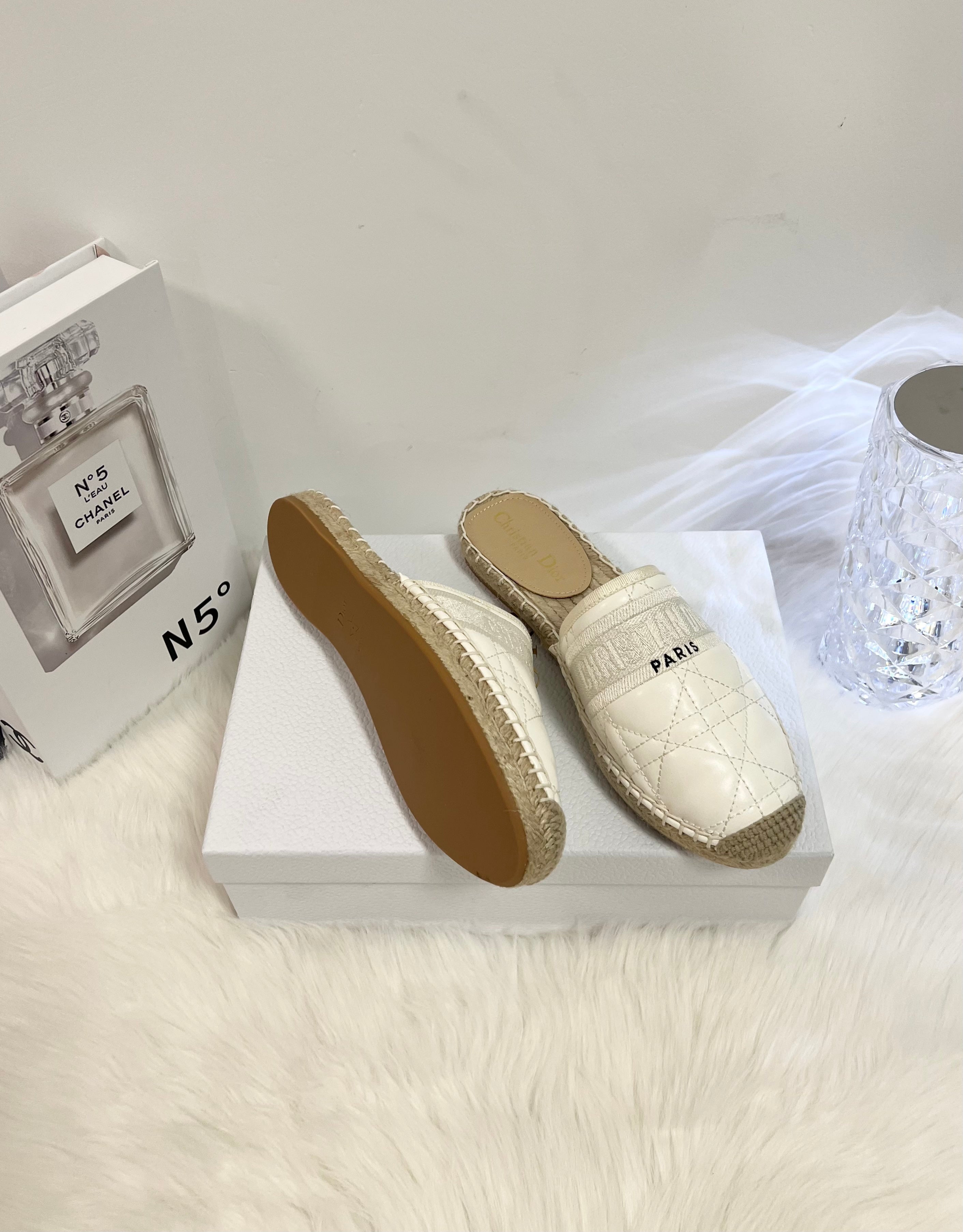 DIOR GRANVILLE ESPADRILLE MULE WHITE QUILTED CANNAGE CALFSKIN