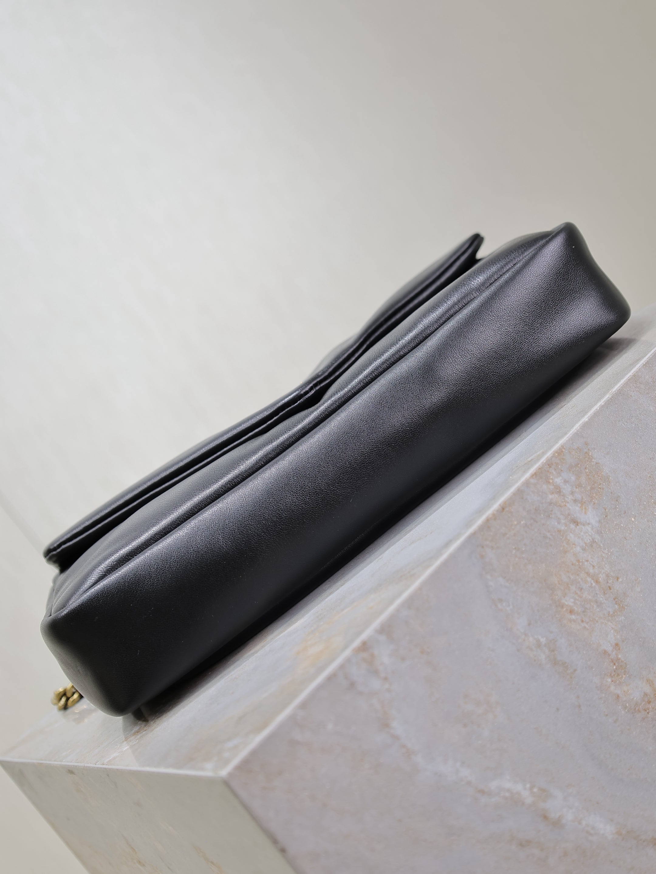 YSL 25S CALYPSO HANDBAG 26 IN BLACK LAMBSKIN GOLD HARDWARE