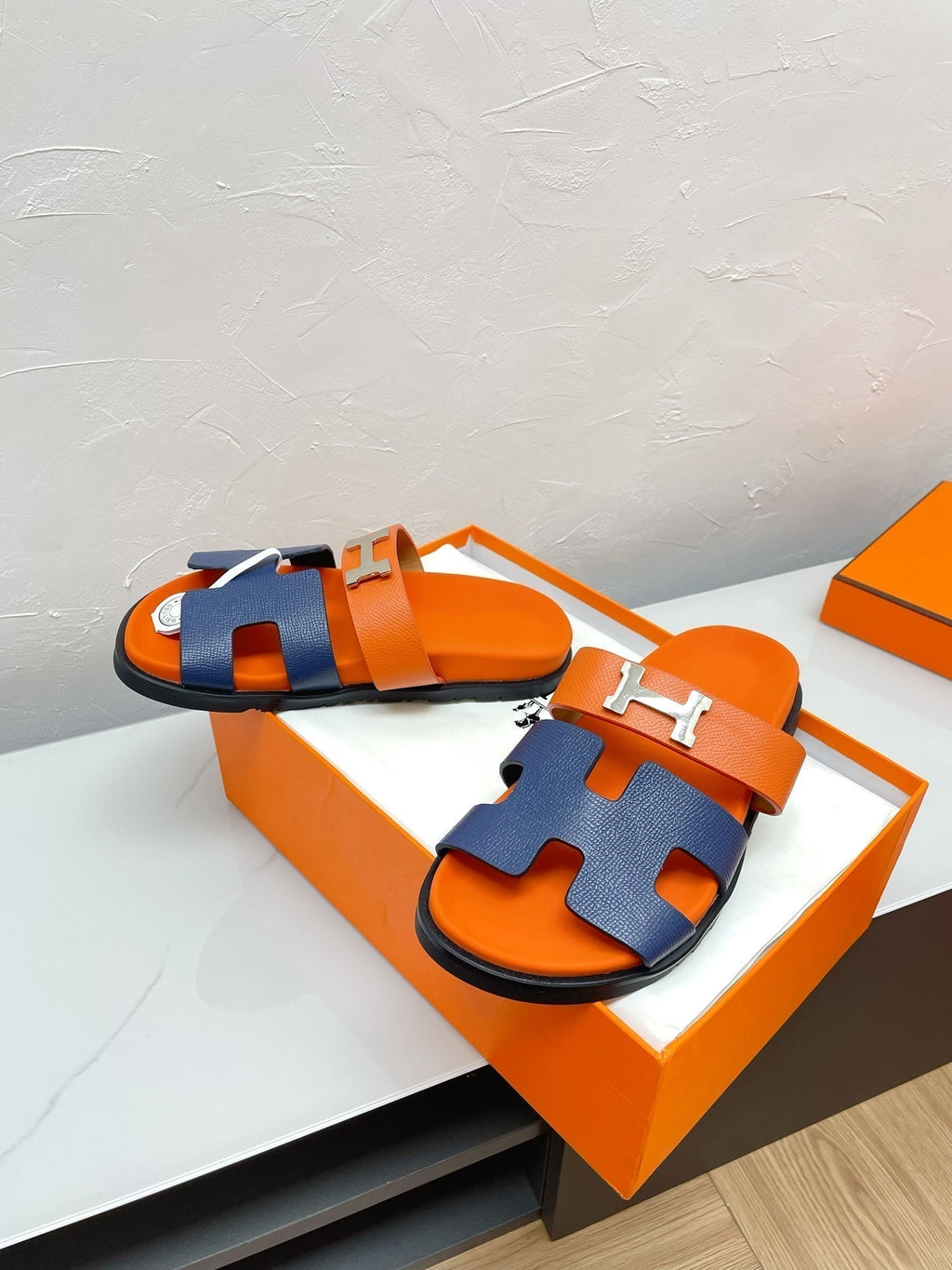 HERMES CHYPRE SANDAL LAPIS MIX ORANGE LAMBSKIN WITH H BUCKLE