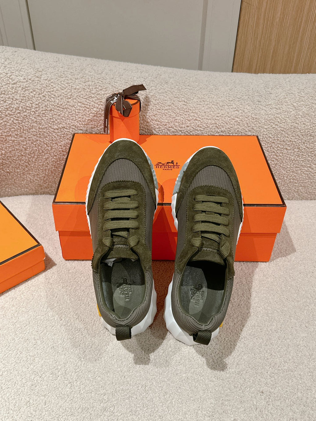 HERMES MAINLAND SNEAKER IN ARMY GREEN SUEDE AND BREATHABLE MESH FABRIC