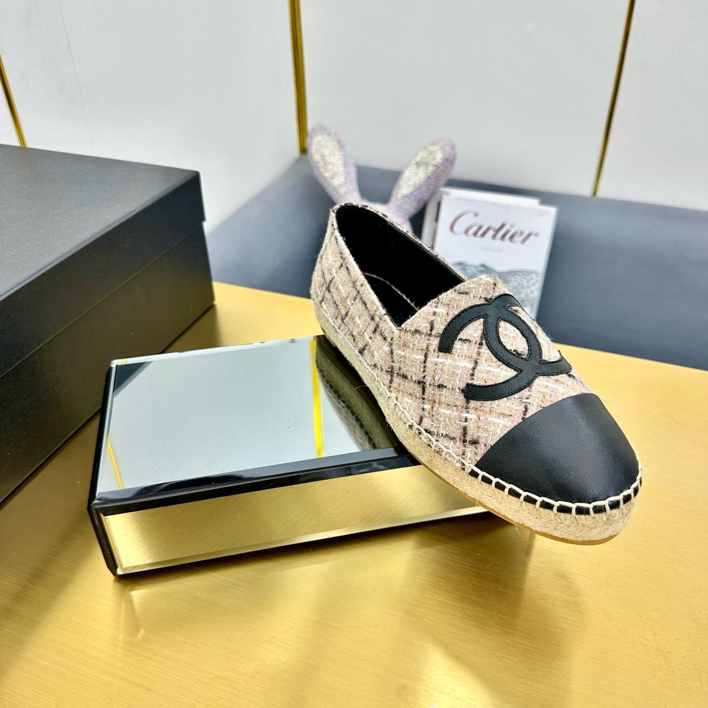 CHANEL ESPADRILLES PLATFORM 25S IN LIGHT BEIGE TWEED MIX BLACK CALFSKIN WITH PLAID PATTERN