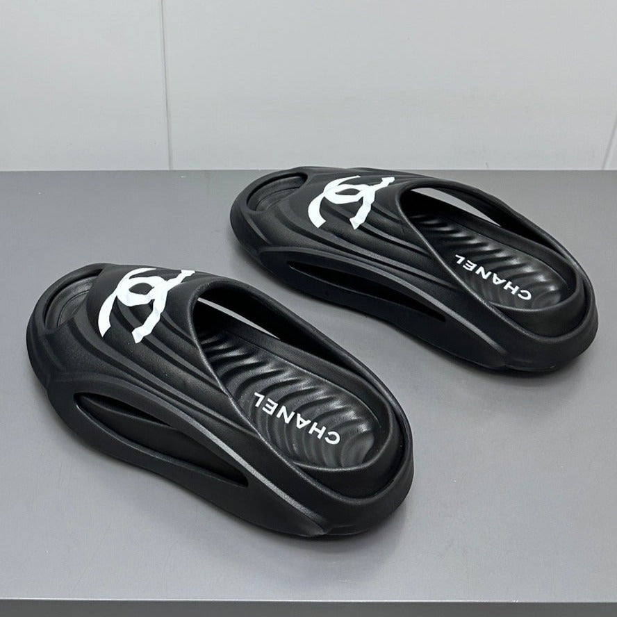 CHANEL New Double C Foam Lightweight Slippers Boat Black